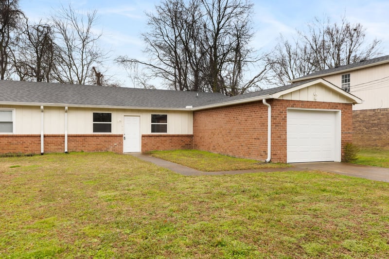 1446 E Cedar Ln, Madison, TN 37115