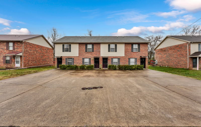 110 Hickory Trce, Clarksville, TN 37040