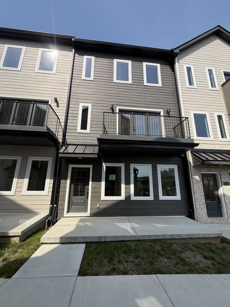 6124 Robertson Ave #8, Nashville, TN 37209