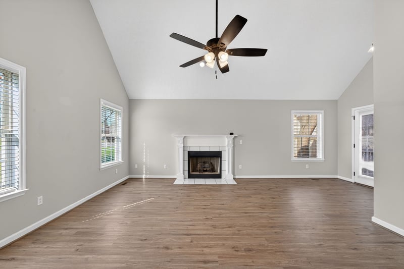 2212 Spartan Ct, Murfreesboro, TN 37128