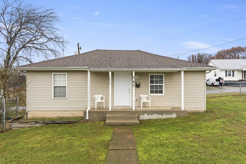 767 Woodmont Blvd, Clarksville, TN 37040