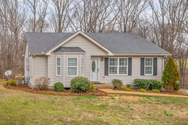 1140 Peter Pond Rd, Ashland City, TN 37015