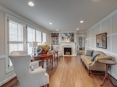 4025 Crestridge Dr, Nashville, TN 37204