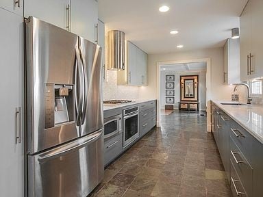 4025 Crestridge Dr, Nashville, TN 37204