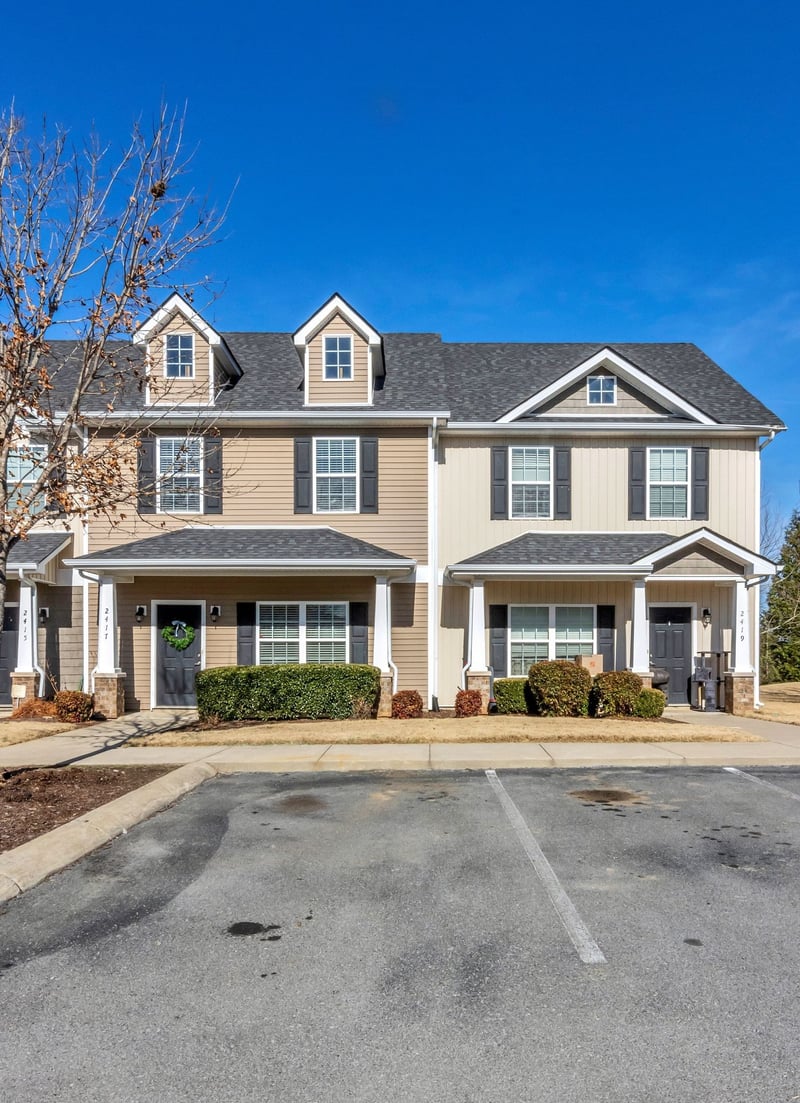 2417 New Holland Cir, Murfreesboro, TN 37128