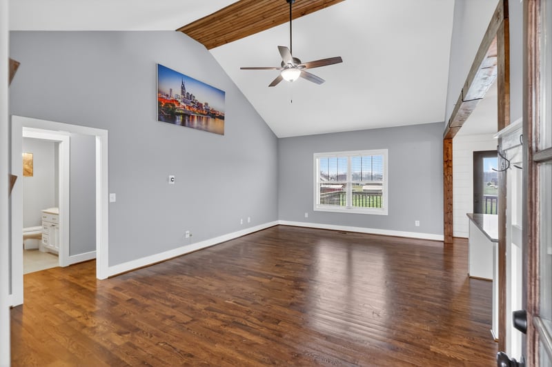 109 Oak Dr, Portland, TN 37148