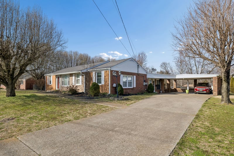 905 Joyce Ln, Nashville, TN 37216