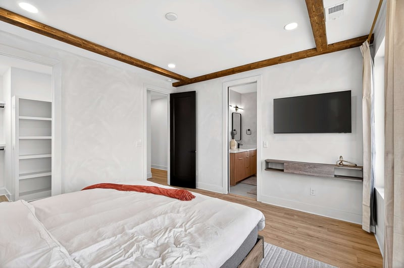 314 E Trinity Ln #1, Nashville, TN 37207