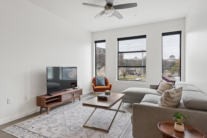 1900 12th Ave #202, Nashville, TN 37203