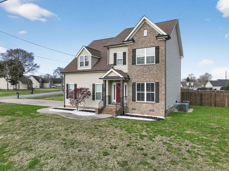432 Long Creek Dr, Christiana, TN 37037