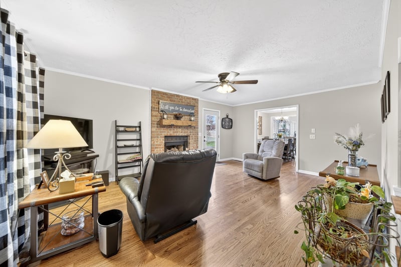 3146 Old Greenbrier Pike, Greenbrier, TN 37073