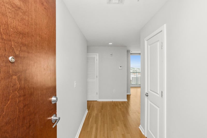 415 Church St #1702, Nashville, TN 37219