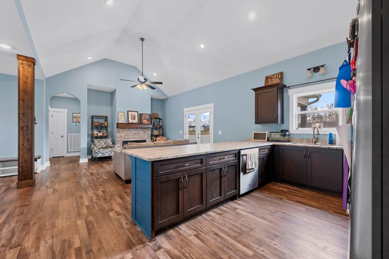 2086 Beverly Ct, Springfield, TN 37172