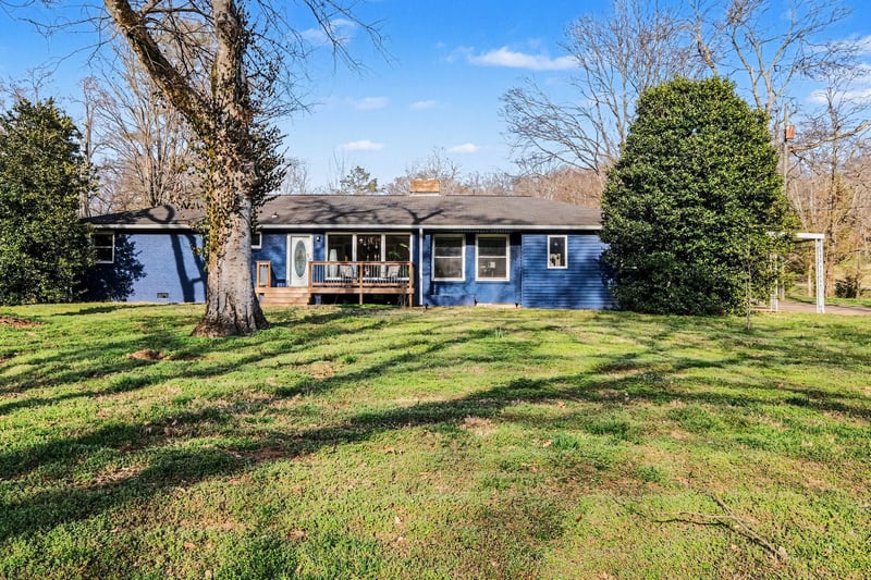 7936 Highway 70 , Nashville, TN 37221