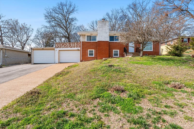 1413 Winthorne Dr, Nashville, TN 37217