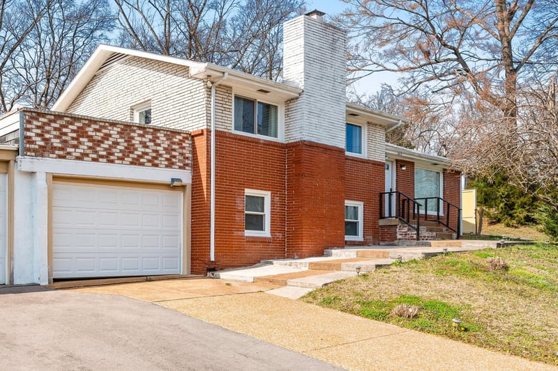 1413 Winthorne Dr, Nashville, TN 37217