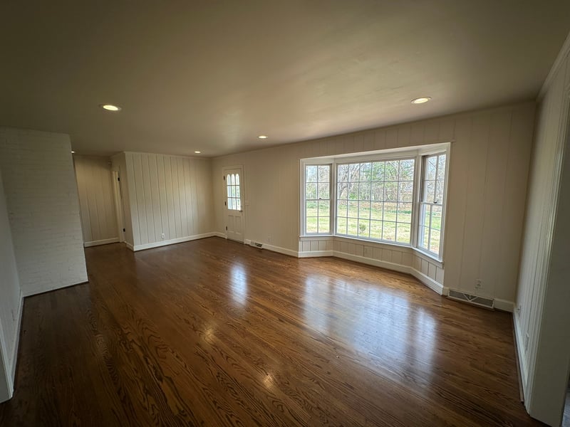 319 Minerva Dr, Murfreesboro, TN 37130