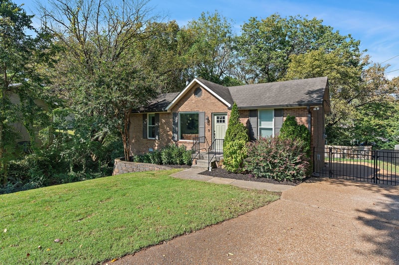 5005 Ashley Dr, Nashville, TN 37211