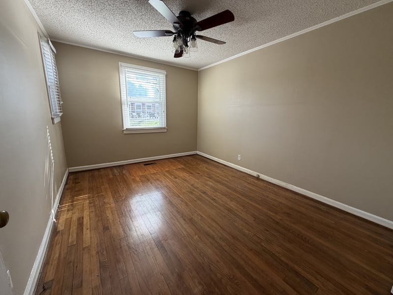 1012 Caldwell Ln, Nashville, TN 37204