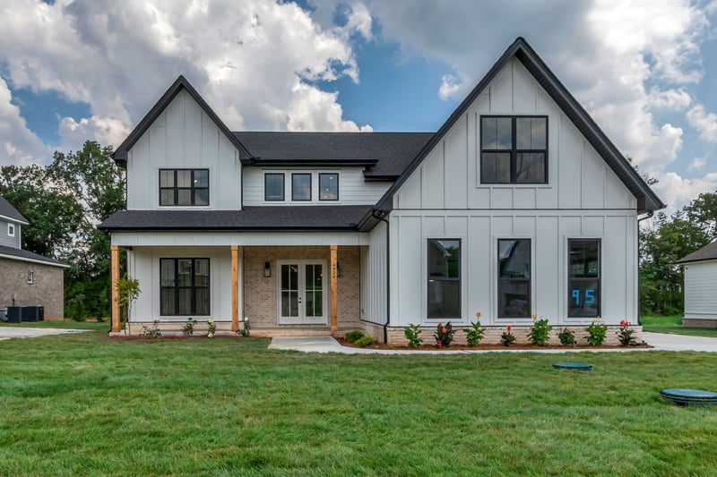 2716 Canton Dr, Murfreesboro, TN 37129