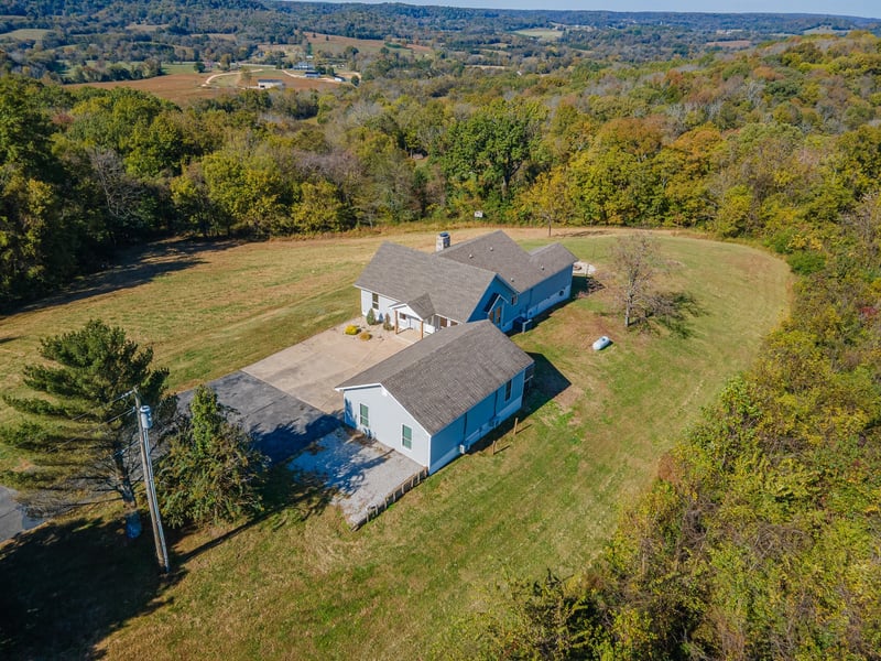 2191 Garner Rd, Mount Pleasant, TN 38474