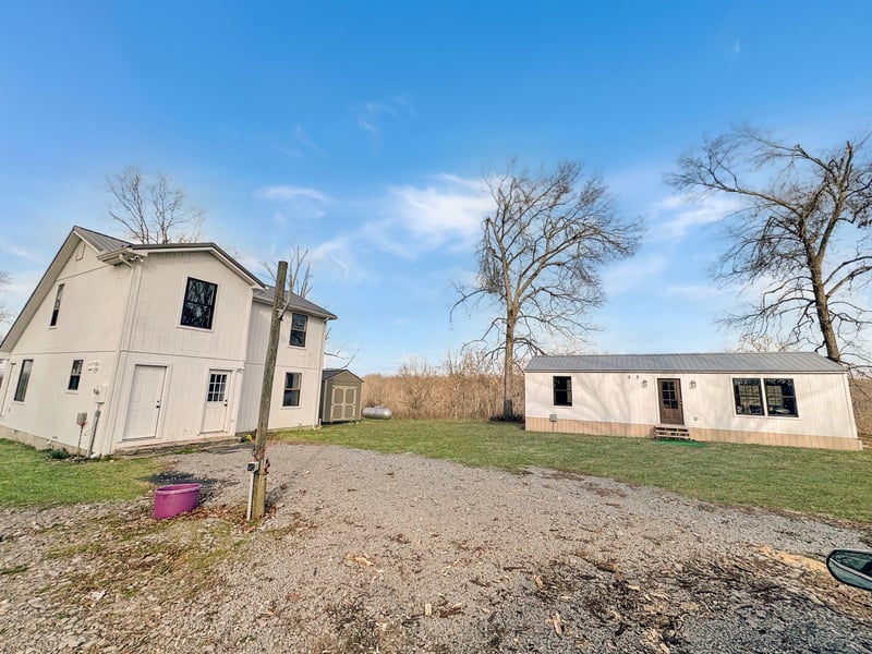 1041 Old Mount Vernon Rd, Bethpage, TN 37022