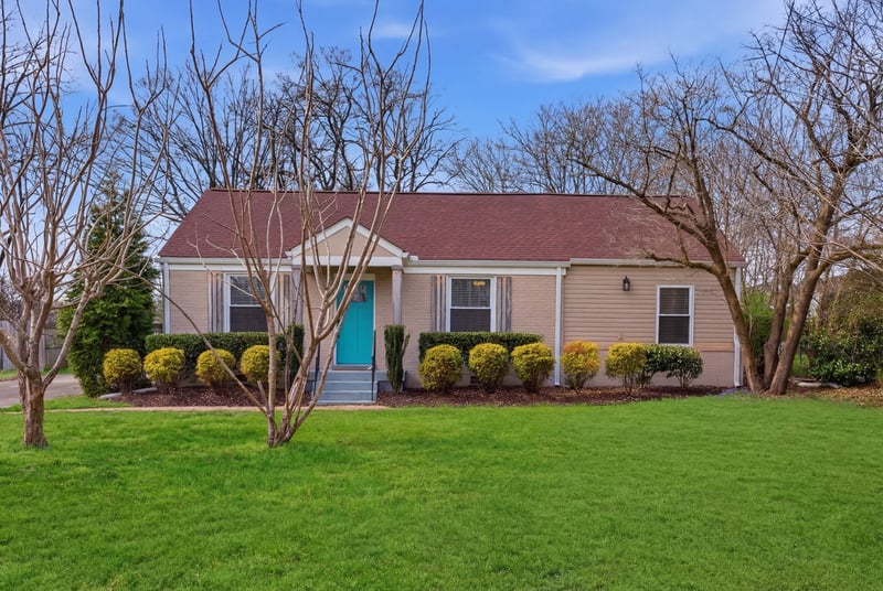 2411 Milton Dr, Nashville, TN 37216