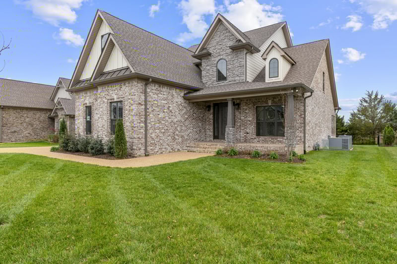 1102 Collin Dr #206, Lebanon, TN 37087