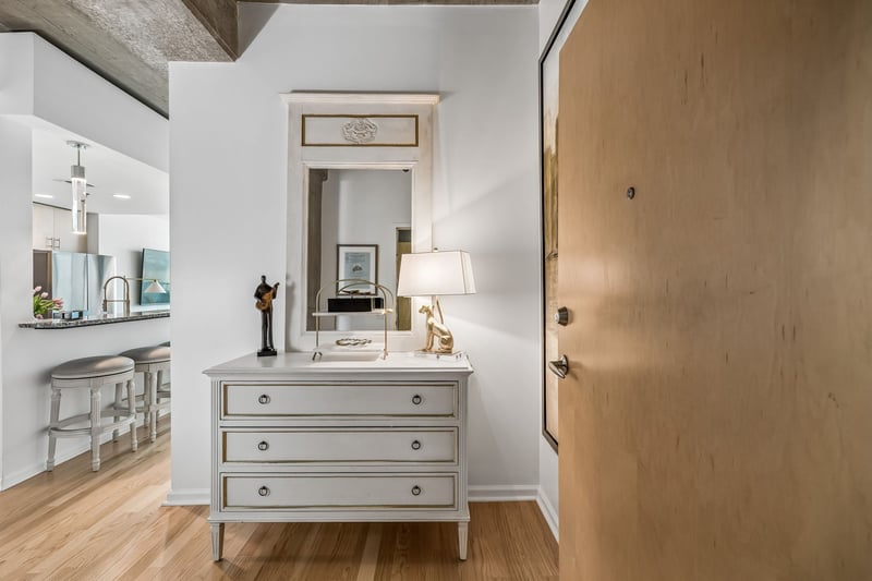 415 Church St #1604, Nashville, TN 37219