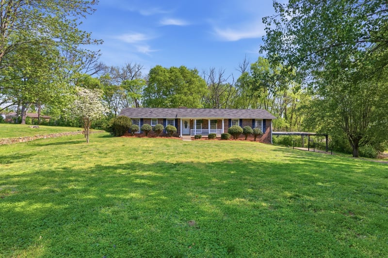 164 Chippendale Dr, Hendersonville, TN 37075