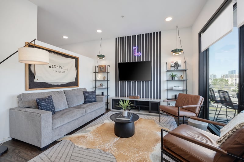 920 South St #402, Nashville, TN 37203