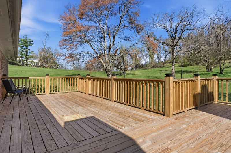 606 Natchez Bend Rd, Nashville, TN 37221