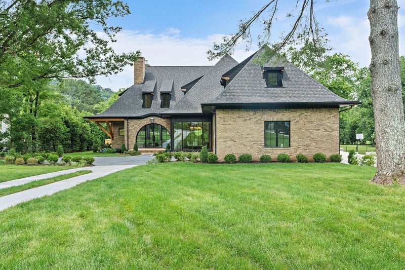 2805 Tyne Blvd, Nashville, TN 37215