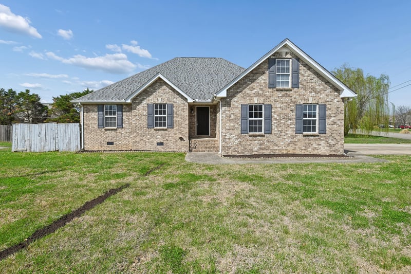 4740 Hammock Dr, Murfreesboro, TN 37128