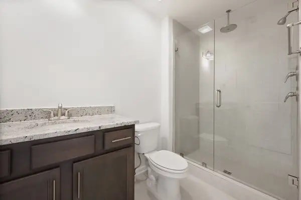 164 Oasis Dr, La Vergne, TN 37086