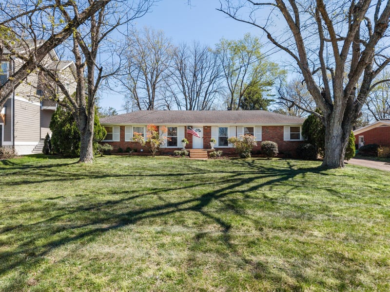 655 Mcmurray Dr, Nashville, TN 37211