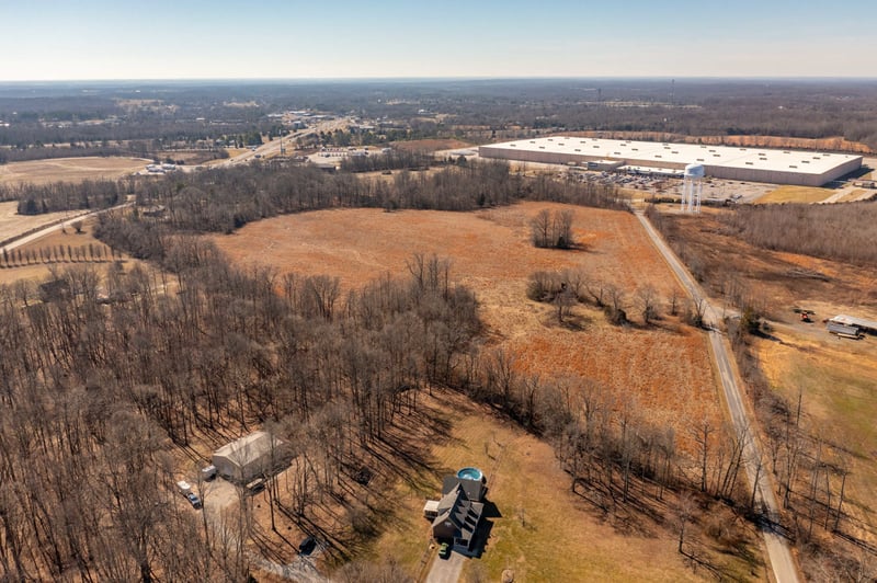 6 York Rd, Pleasant View, TN 37146