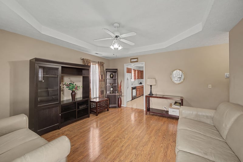 2573 Slaydon Dr, Nashville, TN 37207