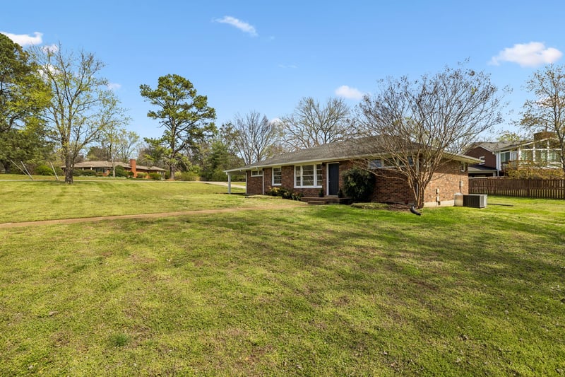 5020 Trousdale Dr, Nashville, TN 37220