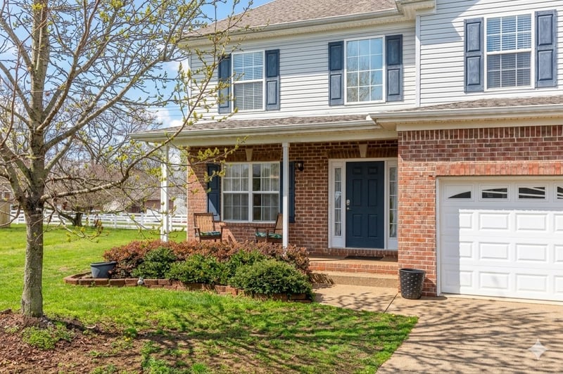 2012 Trenton Dr, Spring Hill, TN 37174