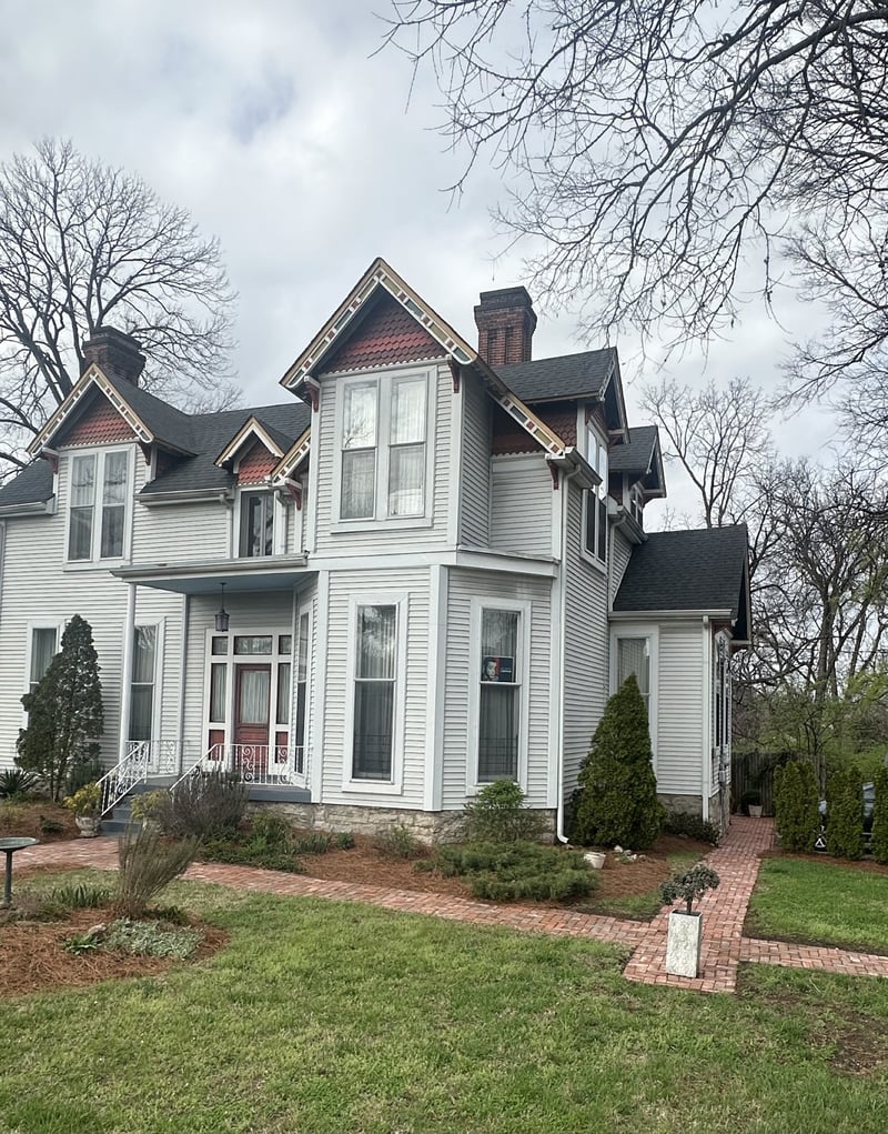 2500 Woodlawn Dr, Nashville, TN 37212