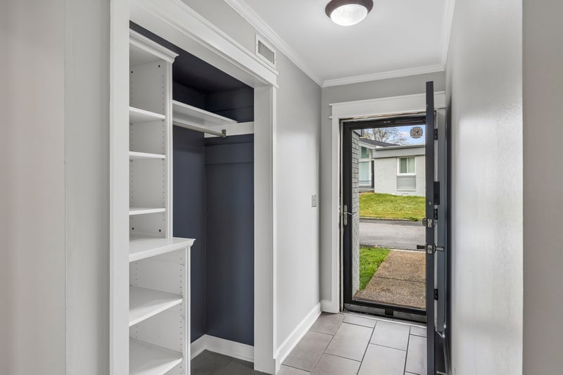 1900 Richard Jones Rd #M4, Nashville, TN 37215