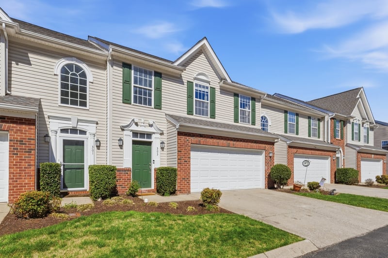 7277 Charlotte Pike #303, Nashville, TN 37209