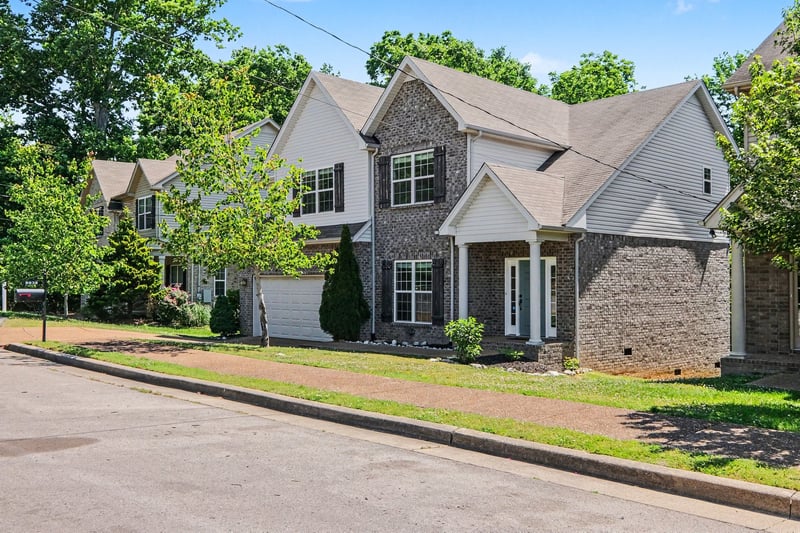 6939 Calderwood Dr, Antioch, TN 37013