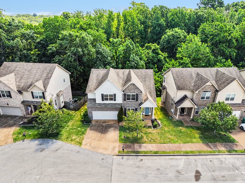 6939 Calderwood Dr, Antioch, TN 37013