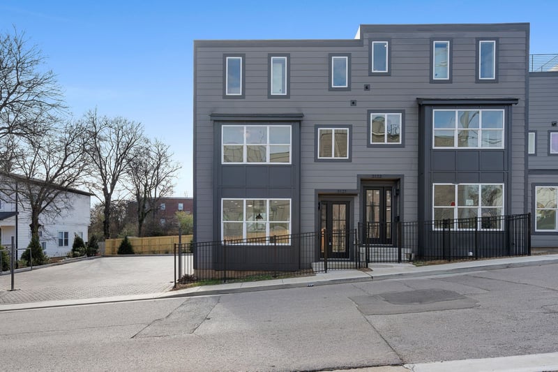 3121 River Dr, Nashville, TN 37218