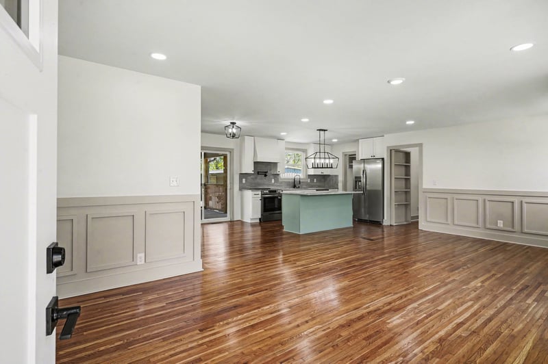 317 Willard Dr, Nashville, TN 37211