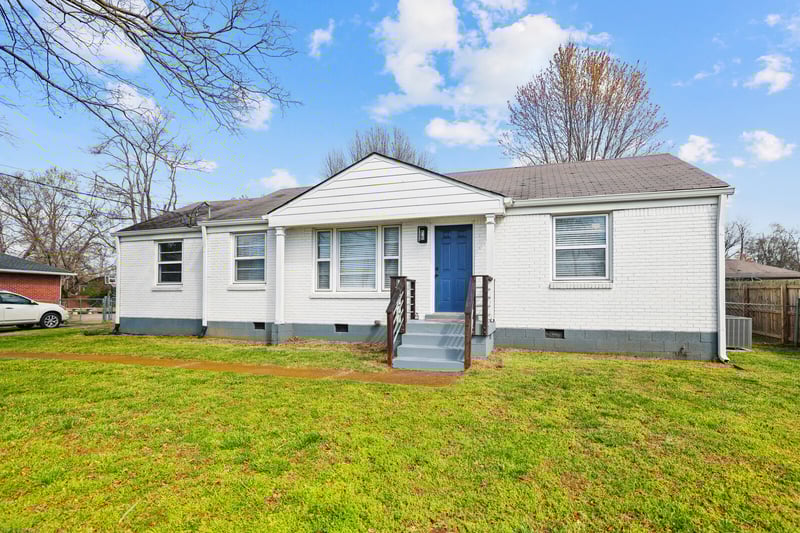 3712 Yelton Dr, Nashville, TN 37211