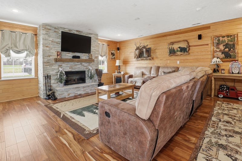 1134 Stratus Dr, Murfreesboro, TN 37127