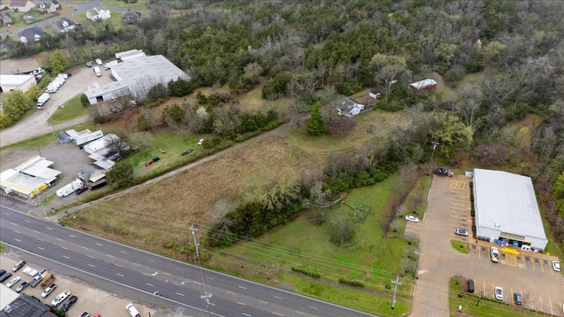 1219 S Dickerson Rd, Goodlettsville, TN 37072